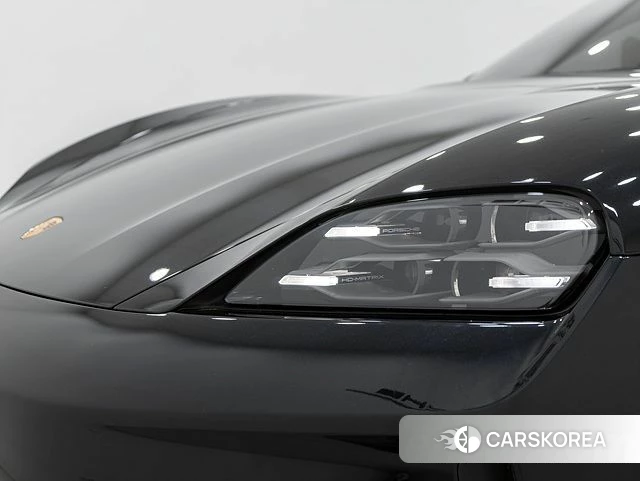 Porsche Taycan 2024 Черный из Кореи, фото 2