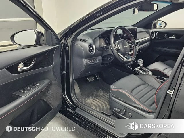 Kia The New K3 2nd generation 2022 Черный из Кореи, фото 2