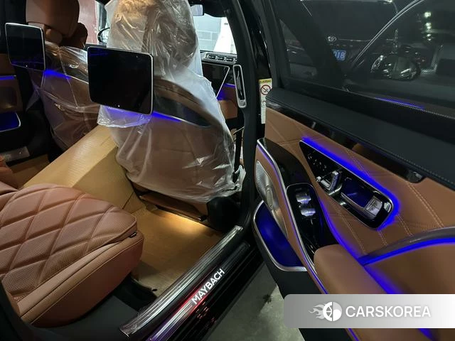 Mercedes-Benz Maybach S-Class 2026 Черный из Китая, фото 2