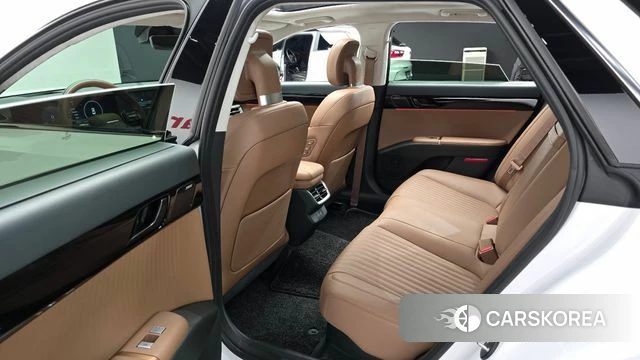 Hyundai Grandeur Hybrid (GN7) 2024 Белый из Кореи, фото 2