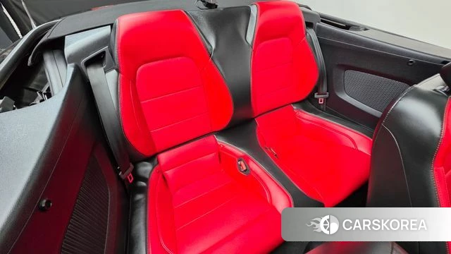 Ford Mustang 2022 Черный из Кореи, фото 2