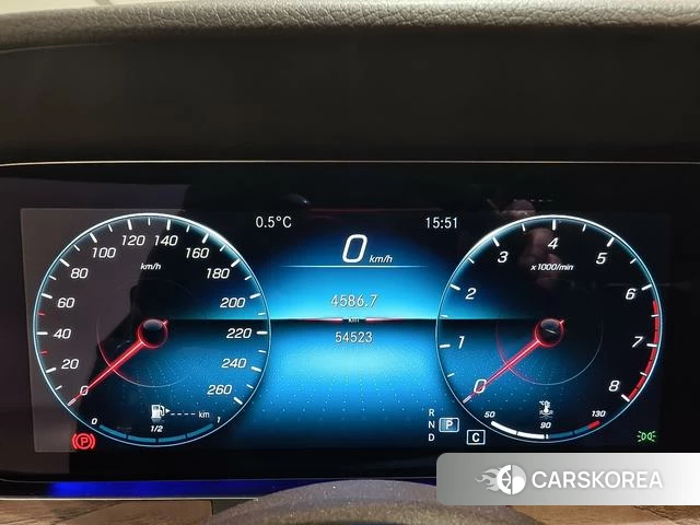 Mercedes-Benz E-Class 2023 Черный из Китая, фото 2