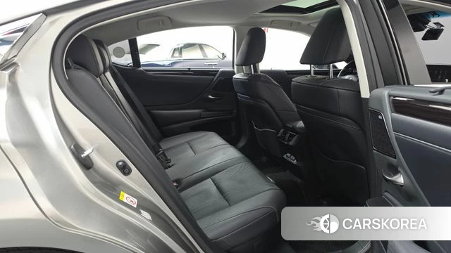 Lexus ES300h 7th generation 2019 Песочный из Кореи, фото 2