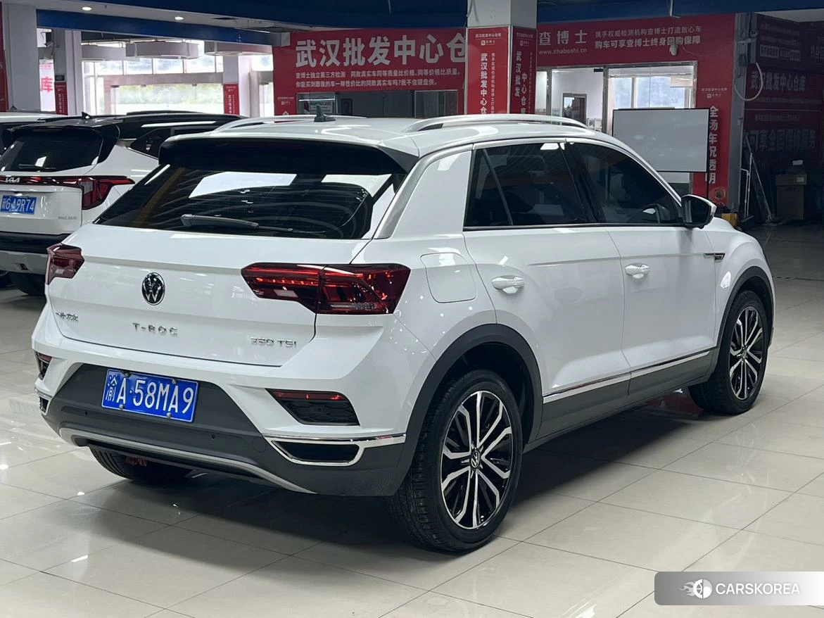 Volkswagen T-Roc 2021 Белый из Китая, фото 2