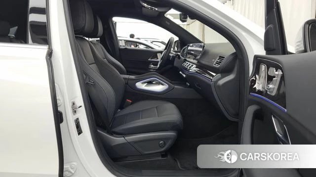 Mercedes-Benz GLE-Class W167 2026 Белый из Кореи, фото 3