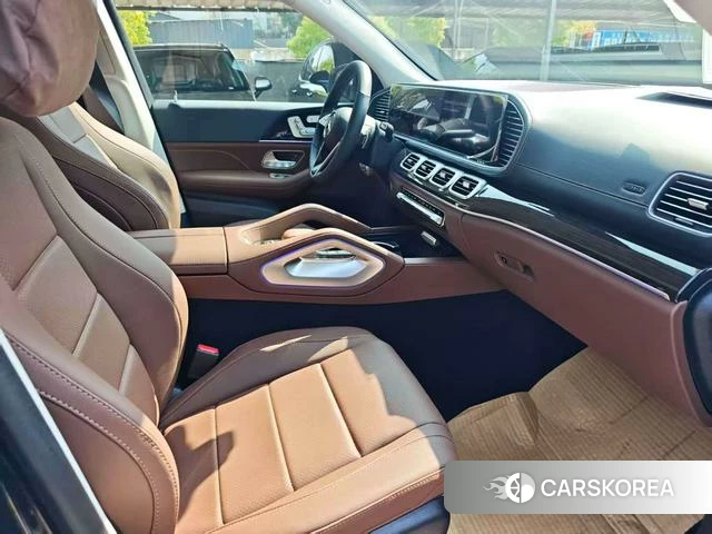 Mercedes-Benz GLE 2026 Черный из Китая, фото 2