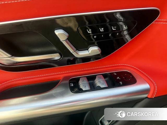 Mercedes-Benz SL-Class R232 2025 Черный из Кореи, фото 2