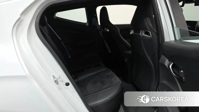 Hyundai Veloster (JS) 2021 Белый из Кореи, фото 2