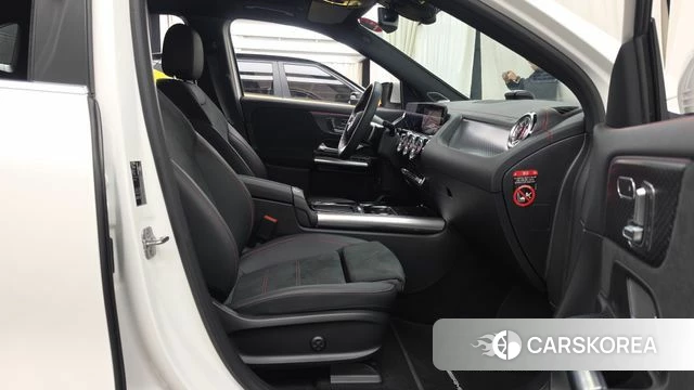 Mercedes-Benz EQA H243 2025 Белый из Кореи, фото 2