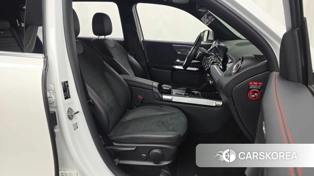 Mercedes-Benz GLB-Class X247 2022 Белый из Кореи, фото 2