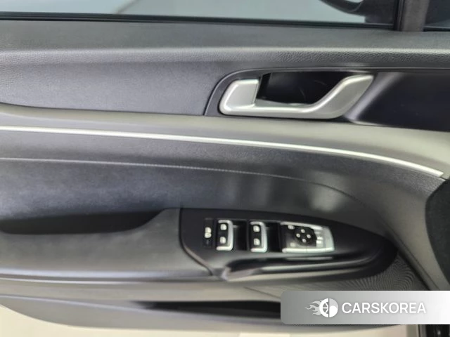 Kia K5 Hybrid 3rd Generation 2022 Черный из Кореи, фото 2