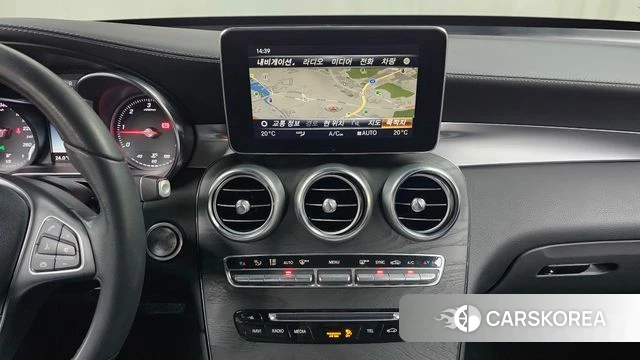 Mercedes-Benz GLC-Class X253 2018 Черный из Кореи, фото 2