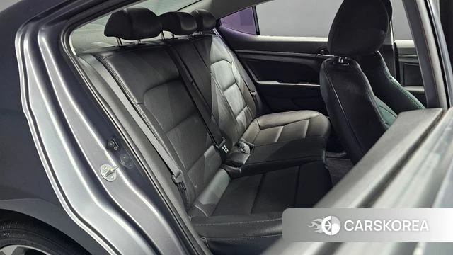 Hyundai Avante AD 2018 Серый из Кореи, фото 2