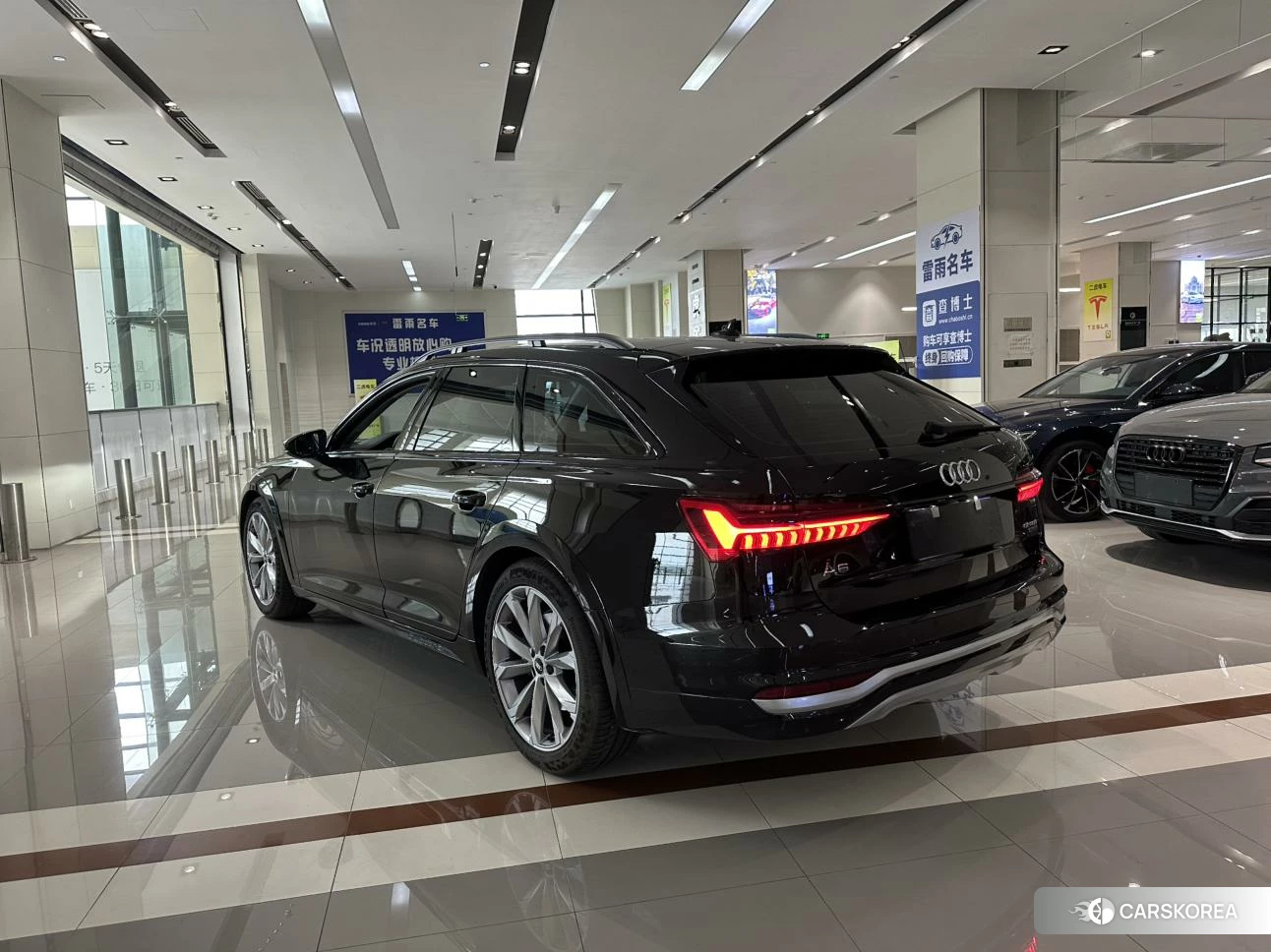 Audi A6 2023 Черный из Китая, фото 2