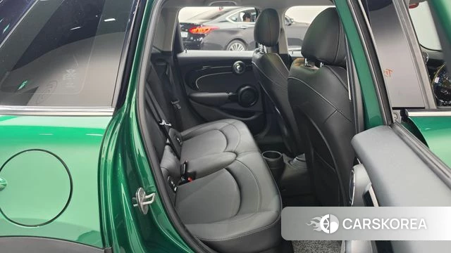 Mini Cooper 2021 Зеленый из Кореи, фото 2