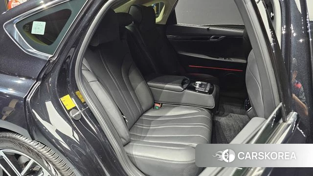 Genesis G80 (RG3) 2025 Черный из Кореи, фото 2