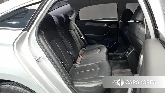 Hyundai Sonata New Rise 2018 Серебристо-серый из Кореи, фото 2
