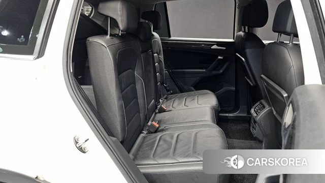 Volkswagen Tiguan second Generation 2020 Белый из Кореи, фото 2