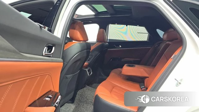 Kia The New K5 3rd generation 2024 Белый из Кореи, фото 2