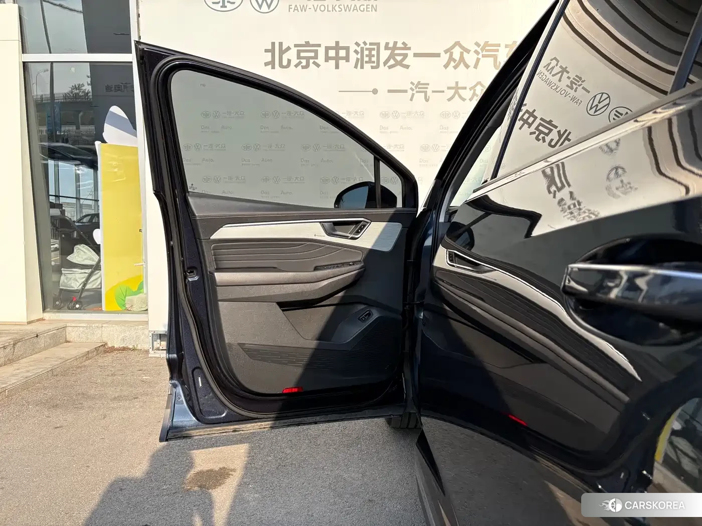 Volkswagen Talagon 2023 Синий из Китая, фото 2