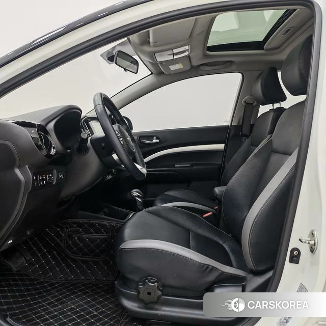 Kia KX1 2021 Белый из Китая, фото 2
