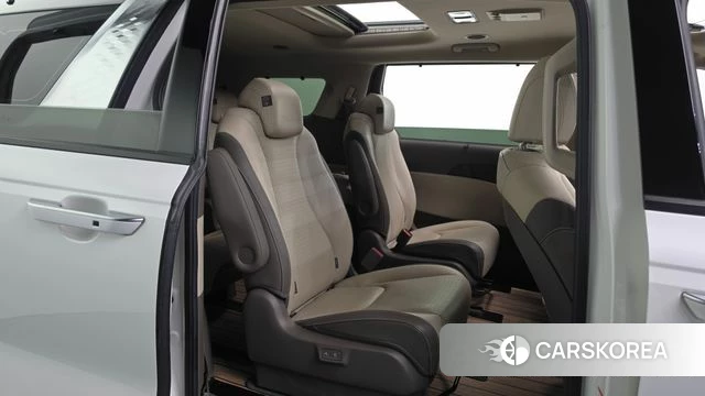 Kia Carnival 4th generation 2021 Белый из Кореи, фото 2
