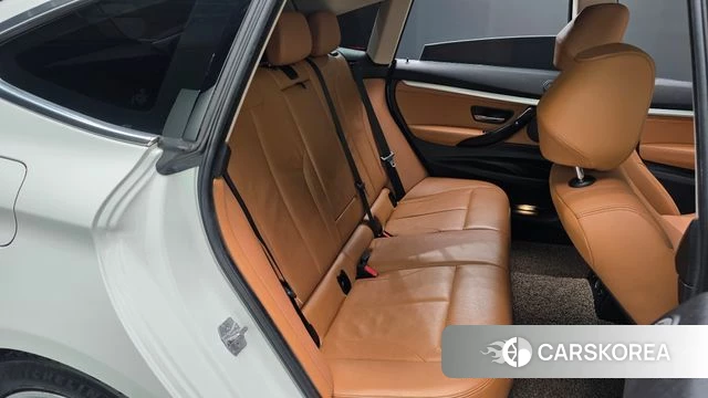 BMW 3 Series GT (F34) 2020 Белый из Кореи, фото 2