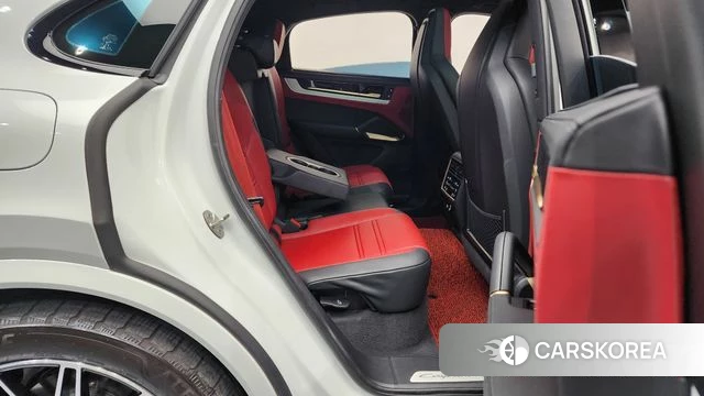 Porsche Cayenne (PO536) id 4904214 из Кореи 2