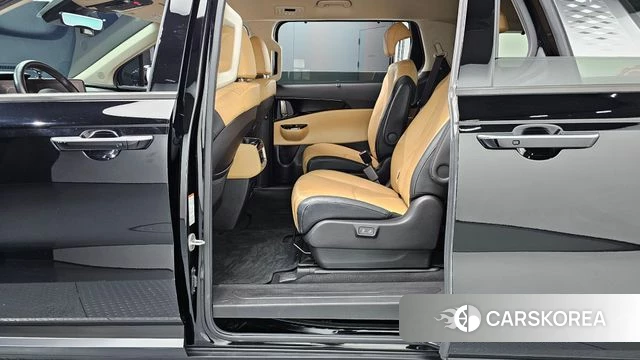 Kia Carnival 4th generation 2021 Черный из Кореи, фото 2