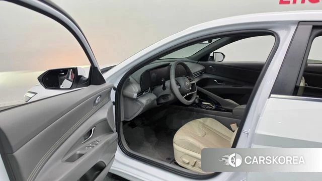 Hyundai The New Avante (CN7) 2025 Белый из Кореи, фото 2