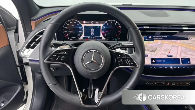 Mercedes-Benz E-Class W214 2026 Белый из Кореи, фото 2