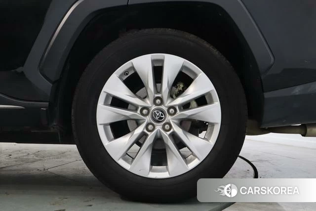 Toyota Wildlander 2023 Черный из Китая, фото 2