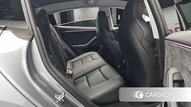 Tesla Model 3 2026 Серебряный из Кореи, фото 2