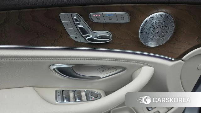 Mercedes-Benz E-Class W213 2020 Серебряный из Кореи, фото 2
