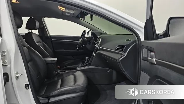 Hyundai The New Avante AD 2019 Белый из Кореи, фото 2
