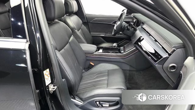 Audi A8 (D5) 2022 Черный из Кореи, фото 2