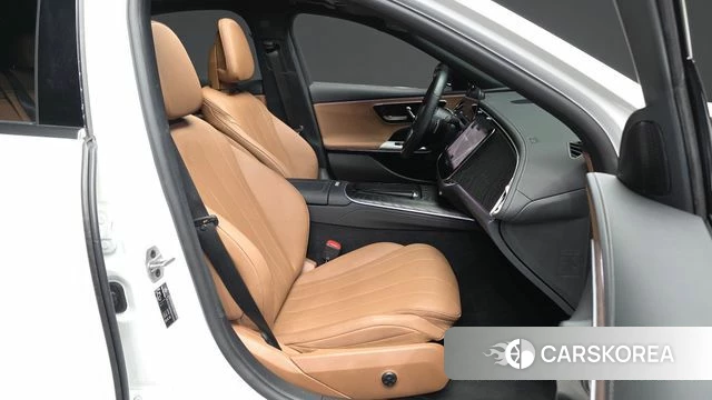 Mercedes-Benz E-Class W214 2024 Белый из Кореи, фото 2