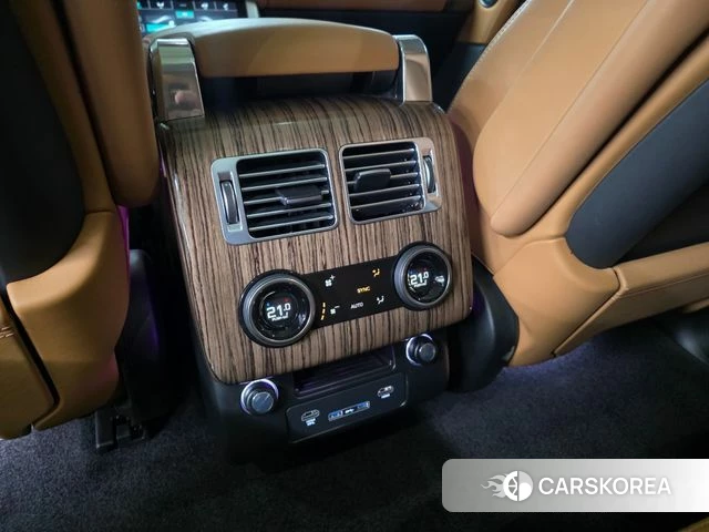 Land Rover Range Rover 4th Generation 2022 Черный из Кореи, фото 2