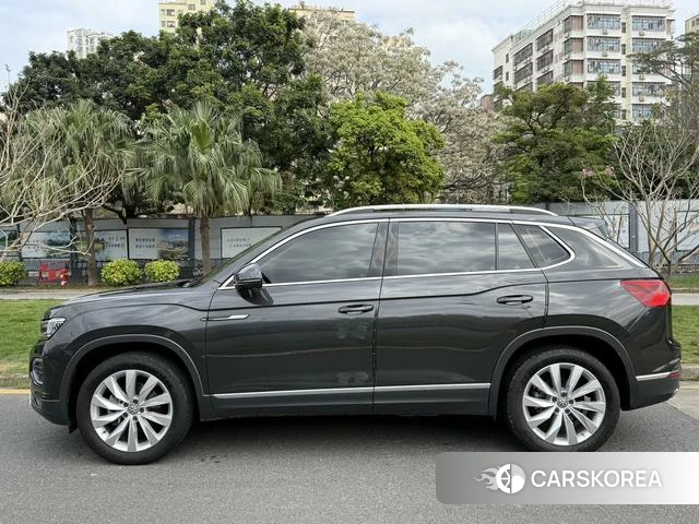 Volkswagen Tayron 2021 Черный из Китая, фото 2