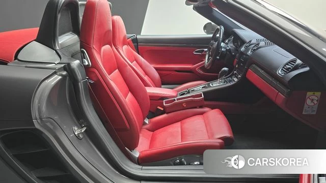 Porsche 718 Boxster 2019 Серый из Кореи, фото 2