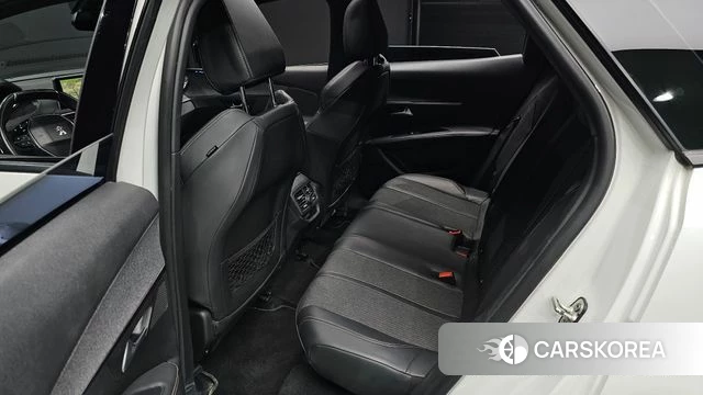 Peugeot 3008 second generation 2018 Белый из Кореи, фото 2
