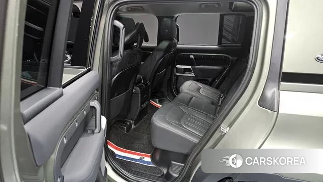 Land Rover Defender (L663) 2021 Зеленый из Кореи, фото 2