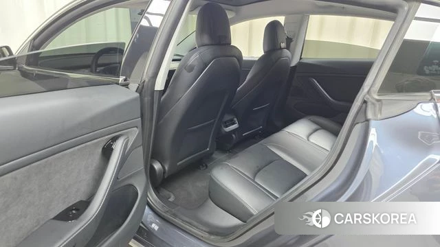 Tesla Model 3 2020 Серый из Кореи, фото 2