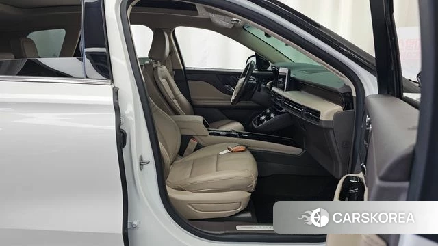 Lincoln Corsair 2021 Белый из Кореи, фото 2