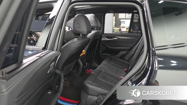 BMW X3 (G01) 2024 Черный из Кореи, фото 2