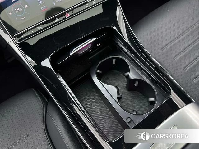 Mercedes-Benz C-class 2024 Белый из Китая, фото 2