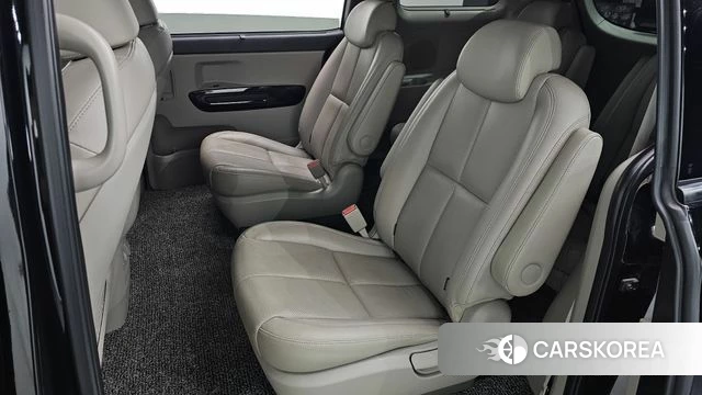 Kia The New Carnival 2018 Черный из Кореи, фото 2