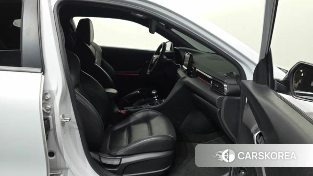 Hyundai Veloster (JS) 2019 Белый из Кореи, фото 2