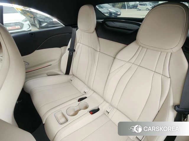 Mercedes-Benz CLE-Class C236 2026 Белый из Кореи, фото 2