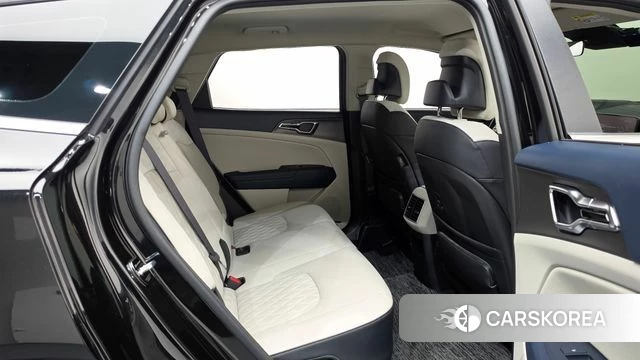 Kia The New Sportage 5th Generation Hybrid 2025 Черный из Кореи, фото 2